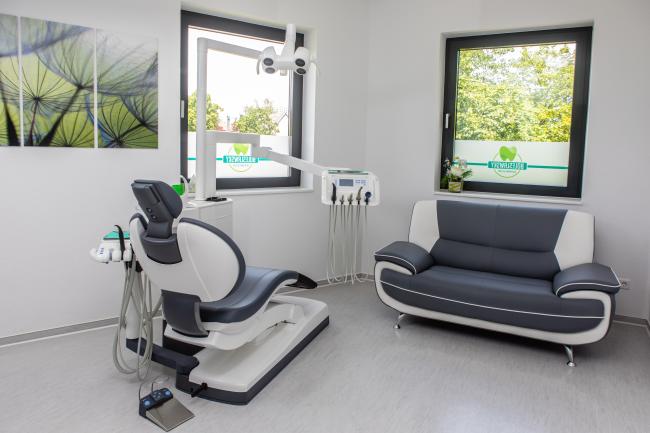 Familienfreundlicher Behandlungsraum